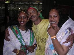 Festival Eritrea Holland 2005 - Freweini, Anghesom and .....